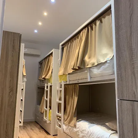 Hostal Coimpact Coliving Bruc *