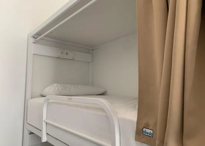 Hotel Coimpact Coliving - *