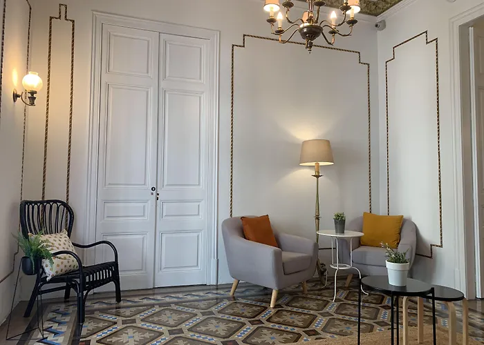 Hotel Coimpact Coliving - *