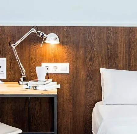 Otel Coimpact Coliving - Barselona