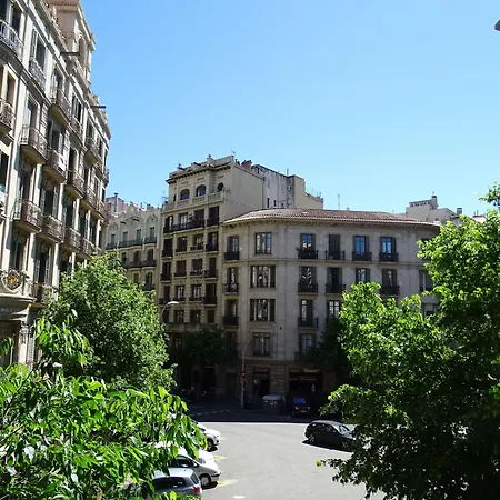 Coimpact Coliving - Hotel Barcelona